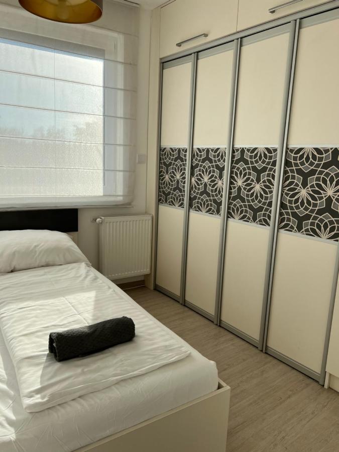 Hatvan Central Apartment เดเบรตเซน ภายนอก รูปภาพ