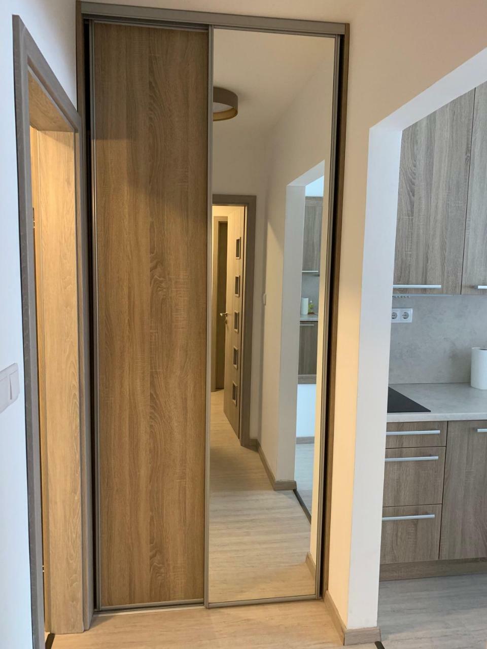 Hatvan Central Apartment เดเบรตเซน ภายนอก รูปภาพ